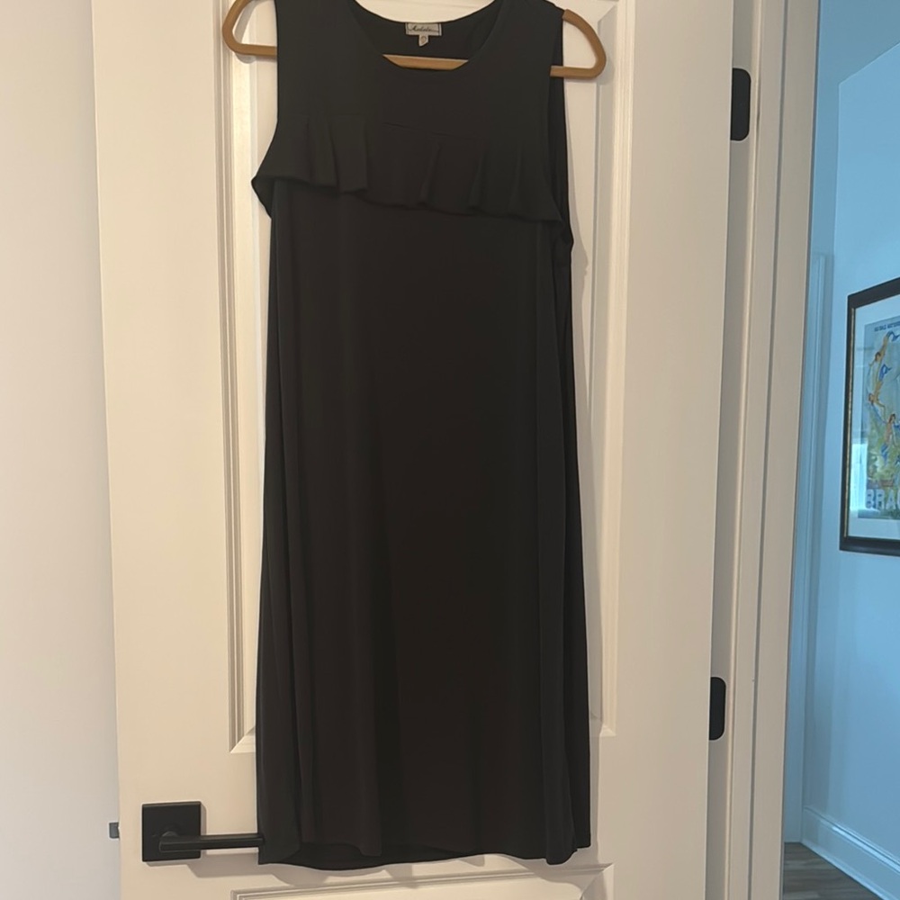 Elegant Black Sleeveless Dress